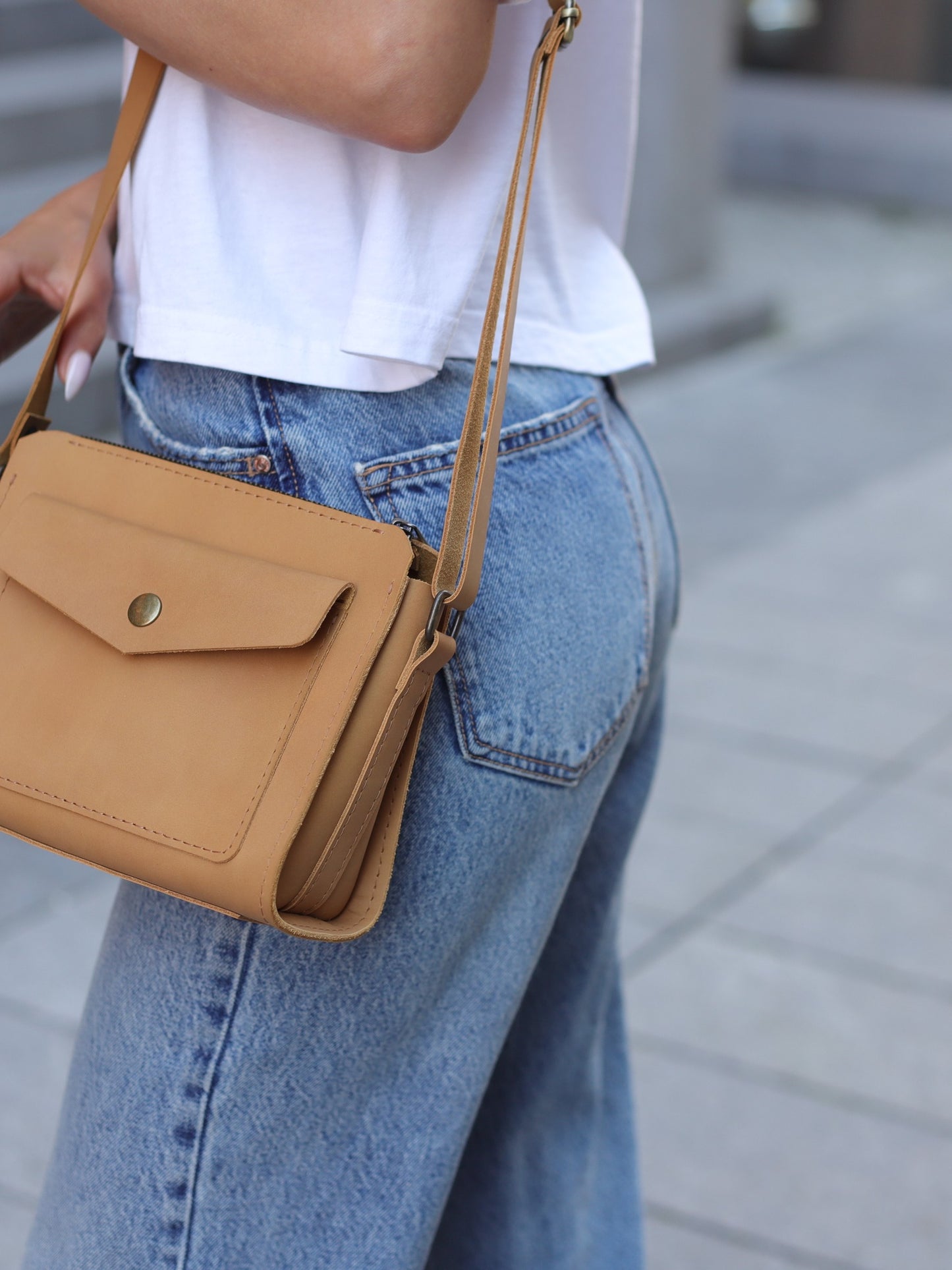 Leather handbag: "Teya" crossbody: