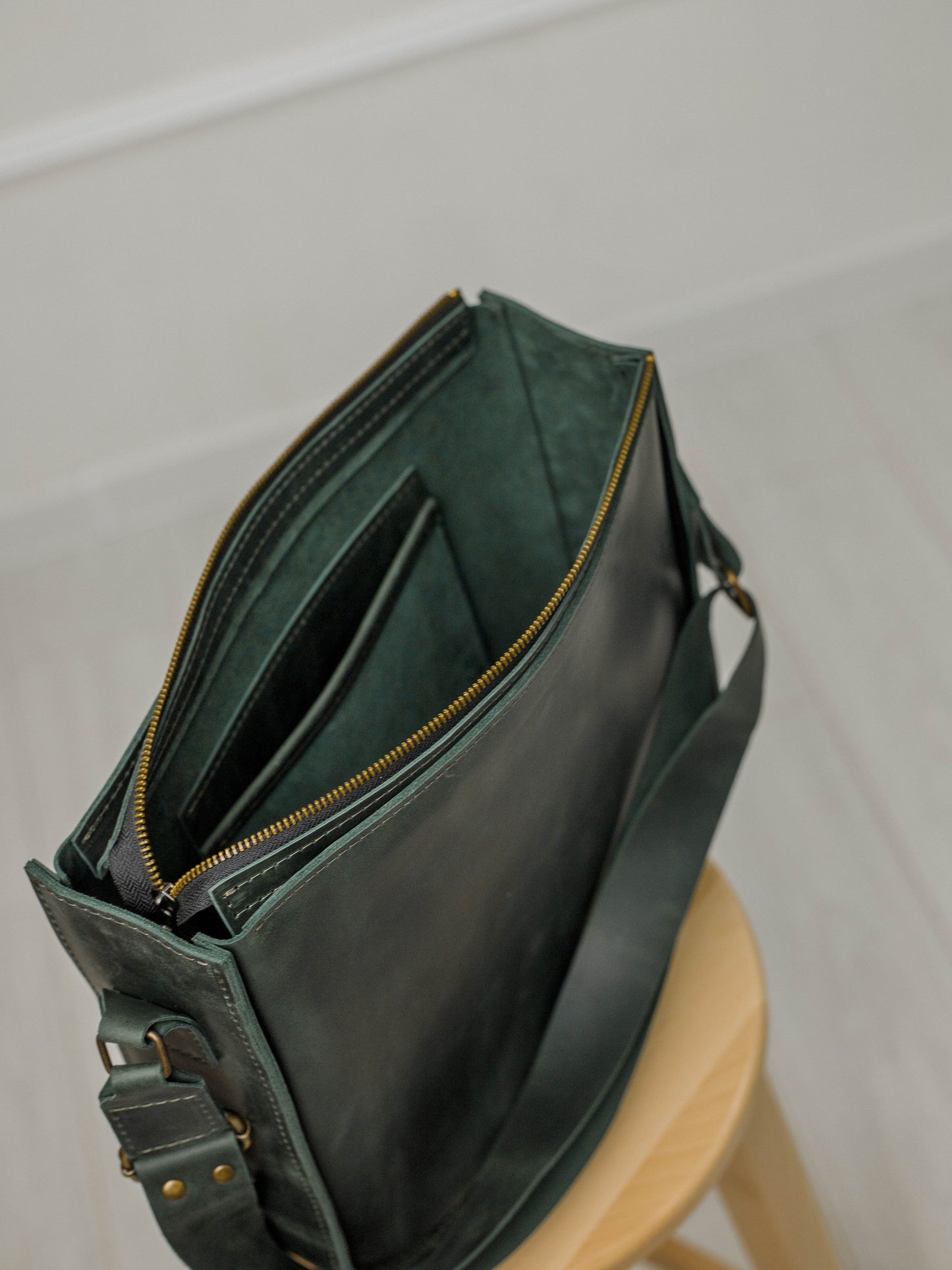 Women large leather shopper bag "Lentata"