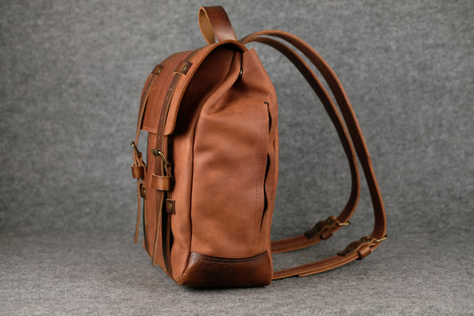Men Backpack leather Cognac + Cherry "Hankle H1"