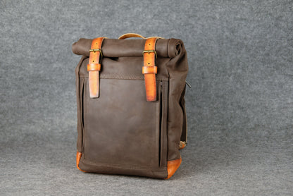 Men Backpack Chocolate + Amber "Hankle H7"