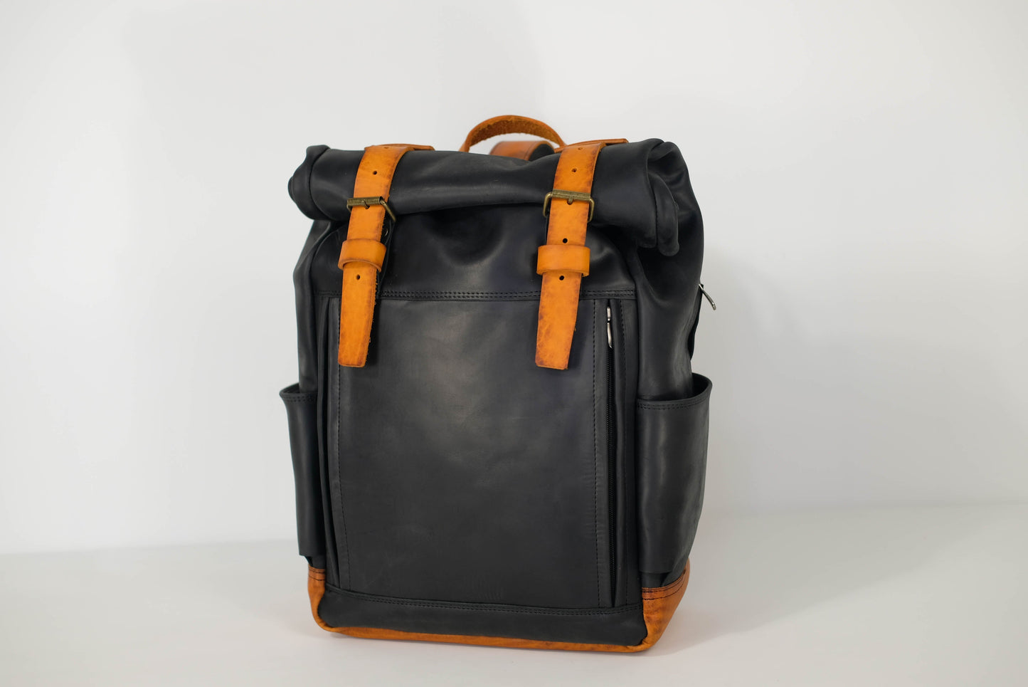 Men Backpack Chocolate + Amber "Hankle H7"