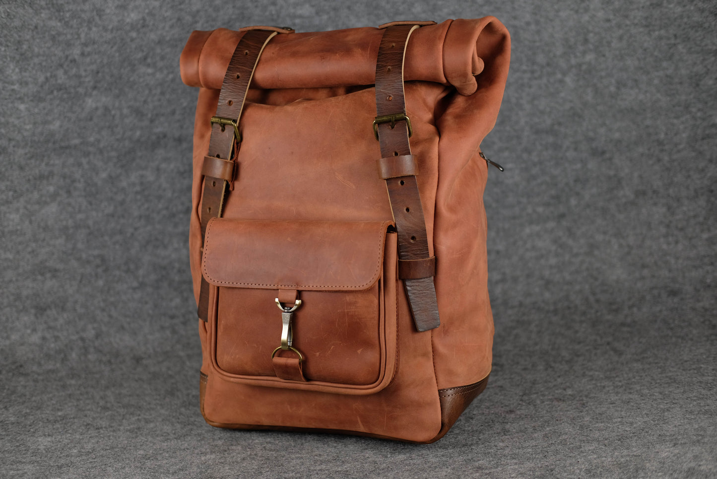 Men Backpack leather Cognac + Black "Hankle H42"