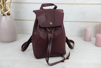 Women leather backpack "Prague"