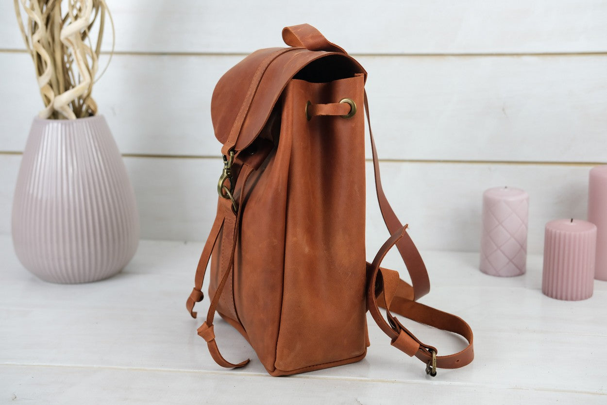 Lucky Brand Camel Leather Brown Backpack With Leather Cosmetic Bag! Wow!!