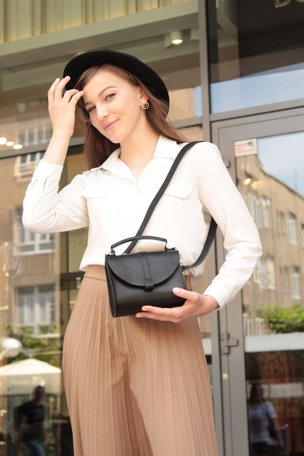 Black women small leather bag