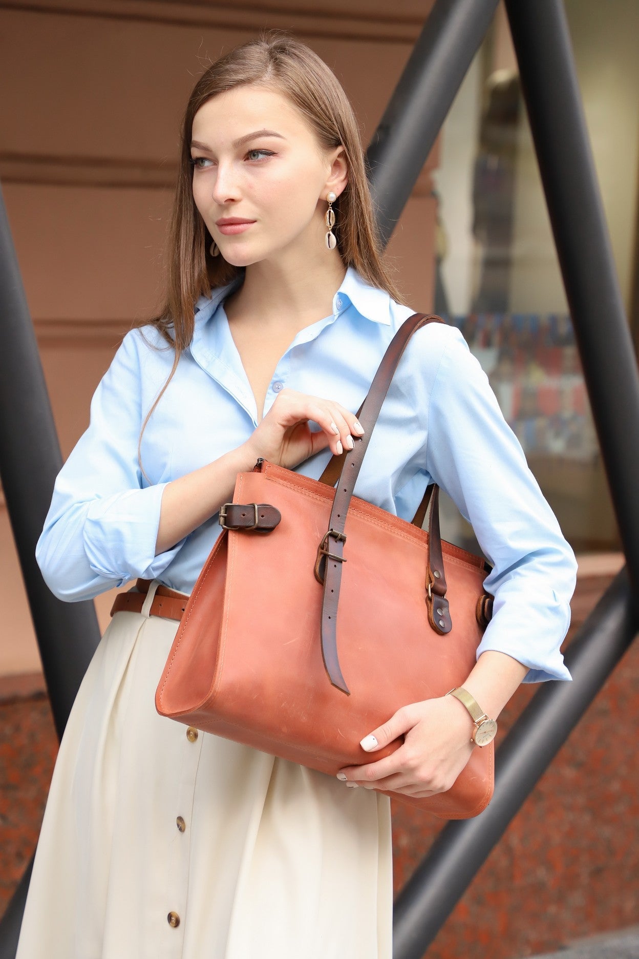 Women's leather bag cognac